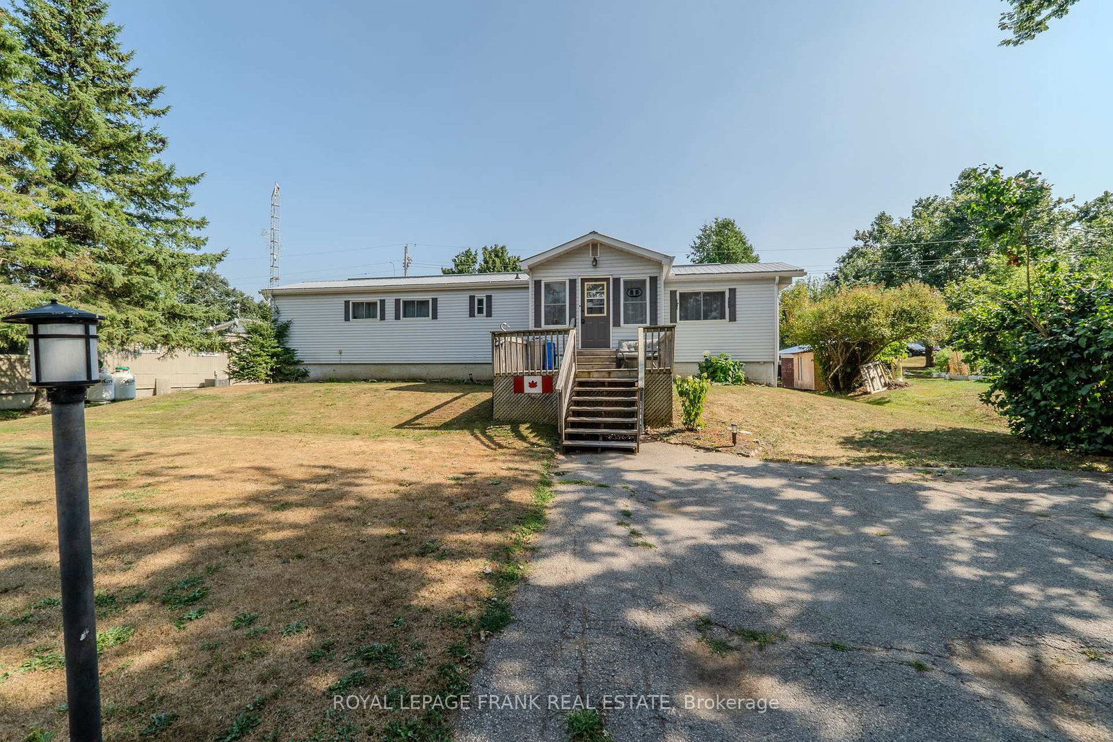 10-fenelon-way-kawartha-lakes-ontario-x12349577