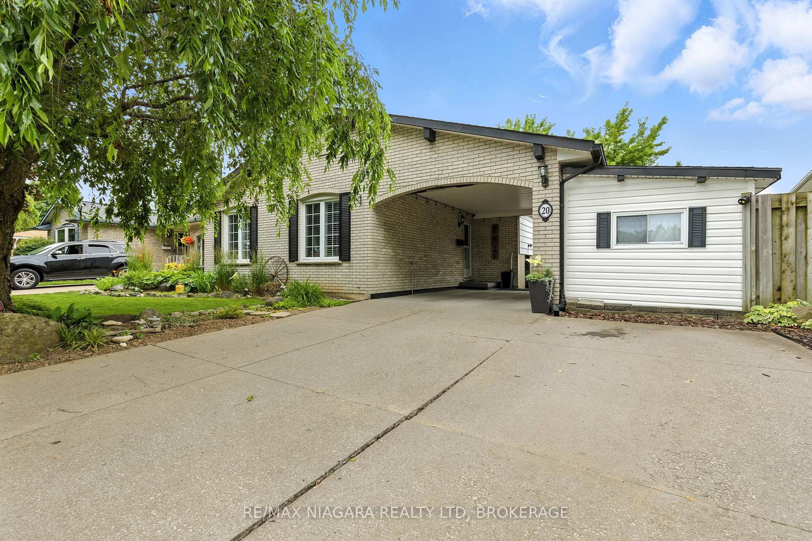 20-centennial-drive-st-catharines-ontario-x12349597