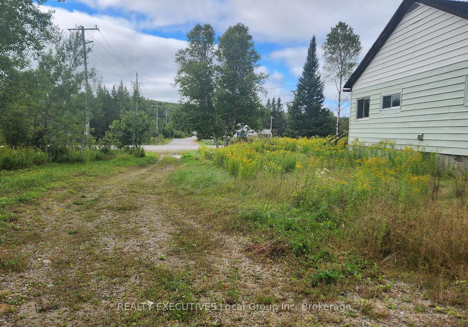 8406-highway-63-unorganized-townships-ontario-x12349902