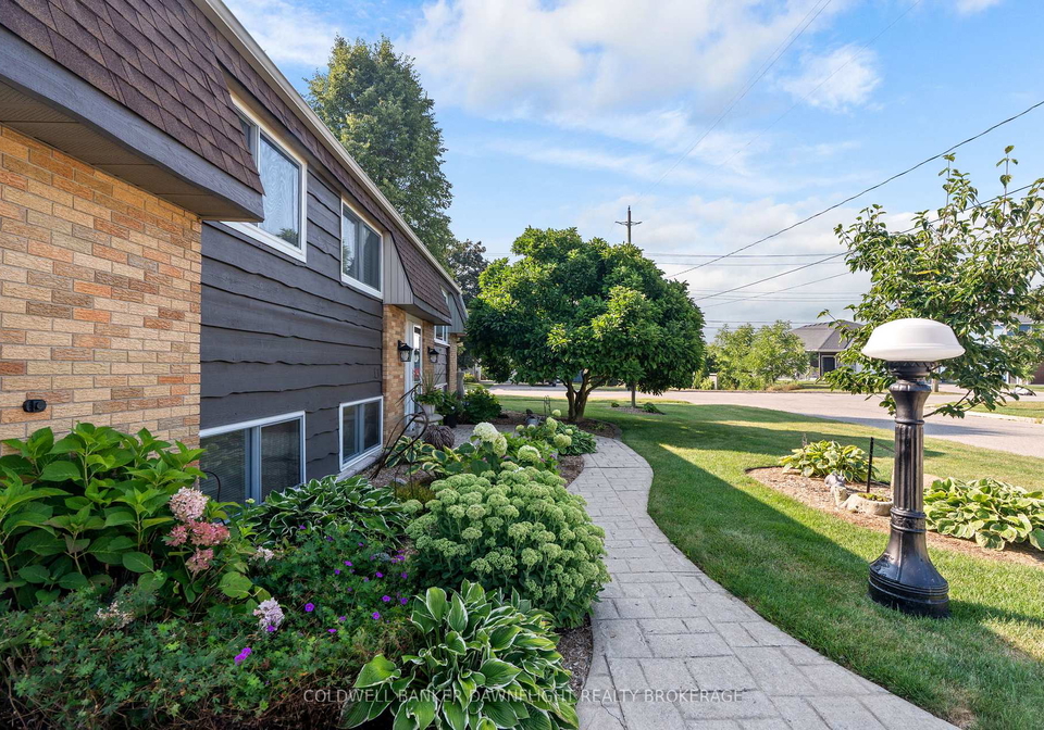 518-edward-street-south-huron-ontario-x12350223
