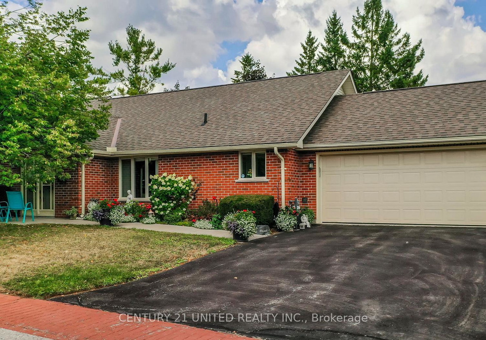 1121-armour-road-peterborough-east-ontario-x12350232