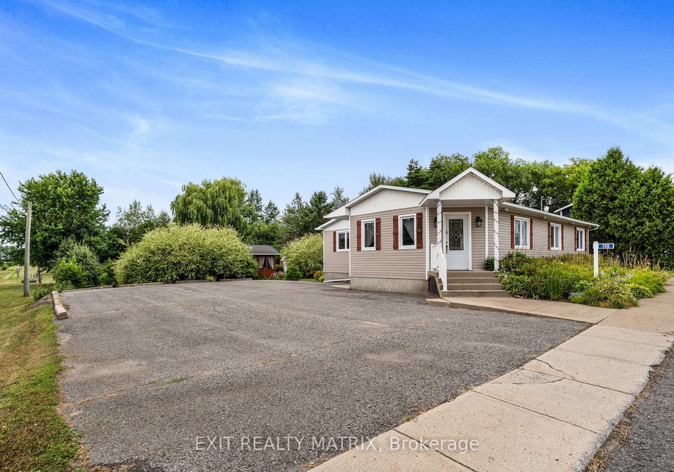 720-county-road-18-east-hawkesbury-ontario-x12350247