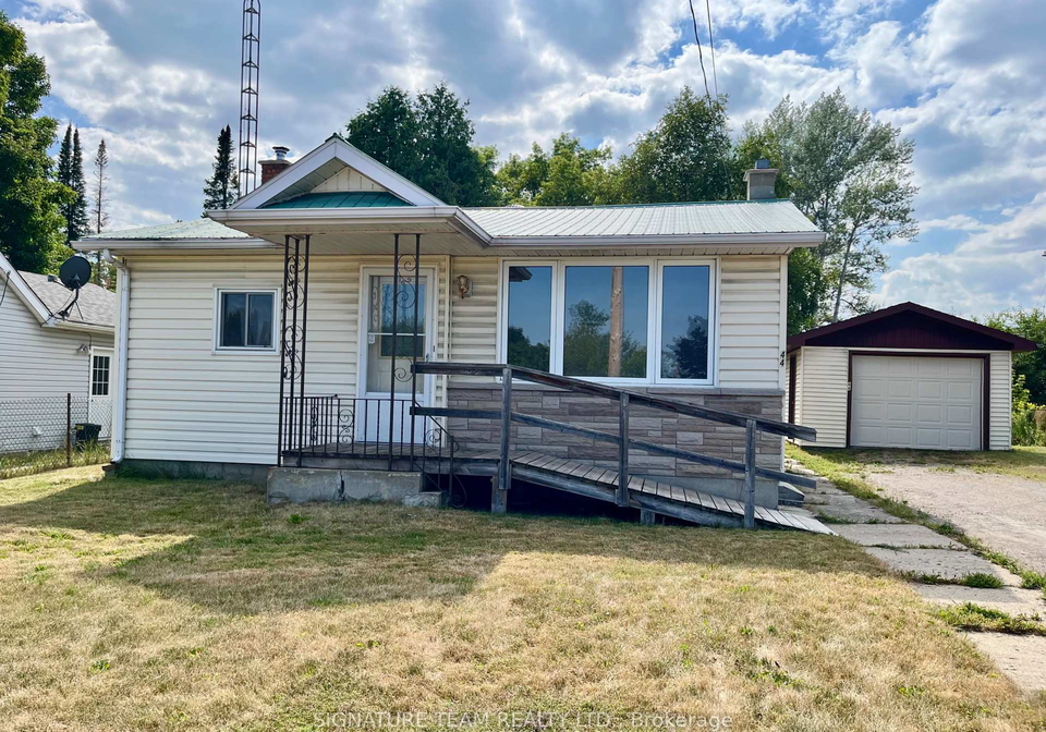 44-alice-street-bonnechere-valley-ontario-x12350334
