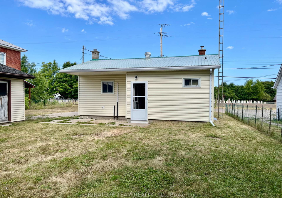 44-alice-street-bonnechere-valley-ontario-x12350334