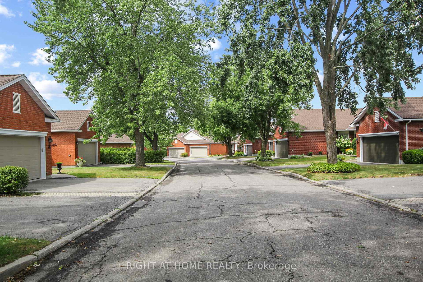 40-kettering-private-ottawa-ontario-x12350557