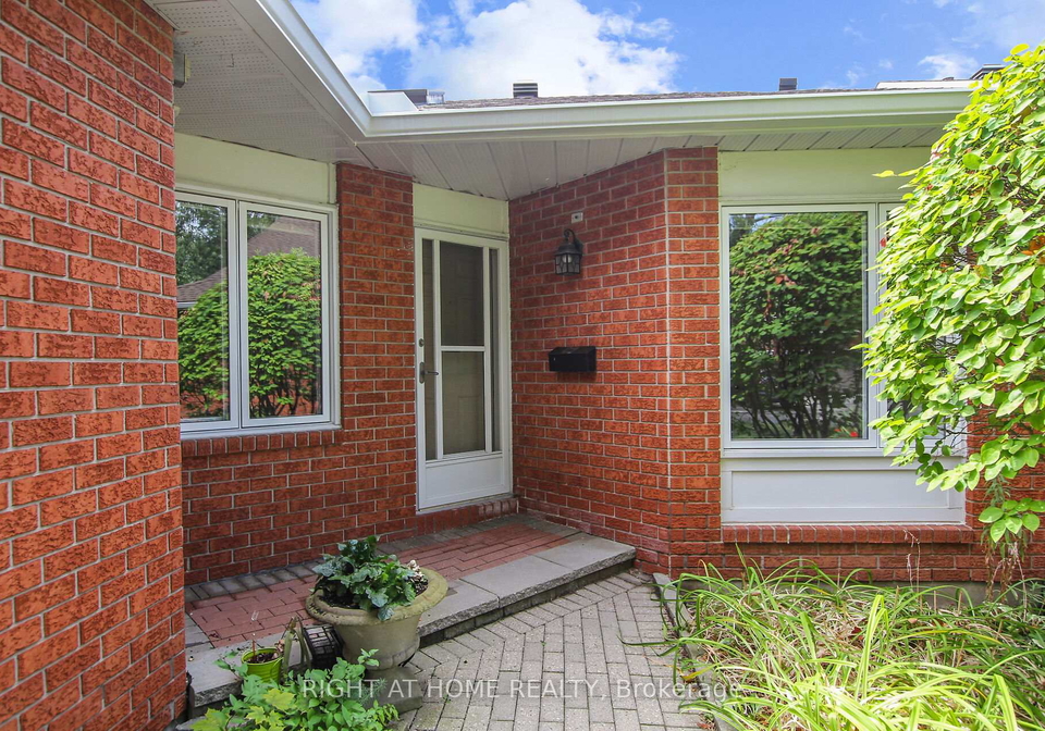 40-kettering-private-ottawa-ontario-x12350557