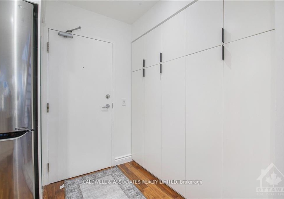 215-st-patrick-street-ottawa-ontario-x12350593