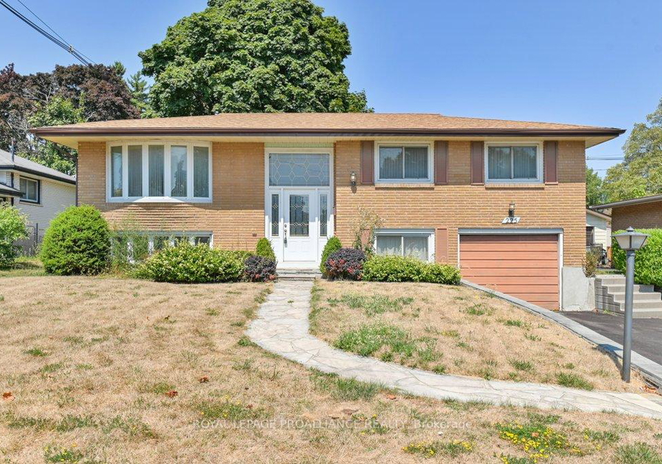 225-mcgill-street-quinte-west-ontario-x12350715