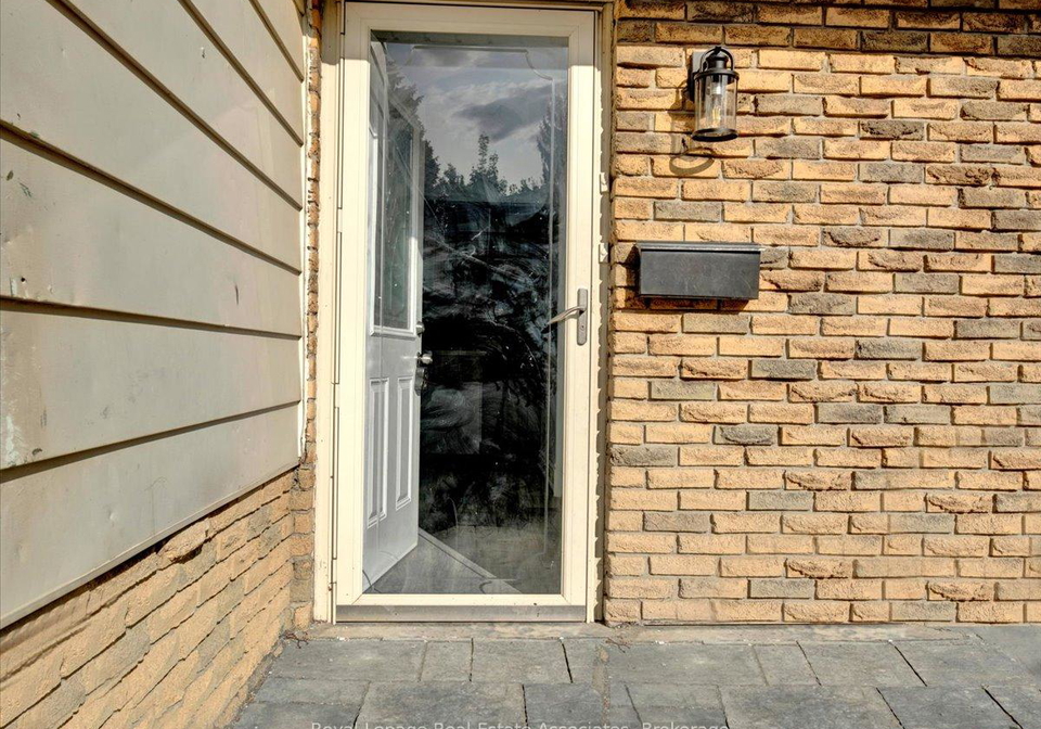 9-gafney-court-hamilton-ontario-x12350725