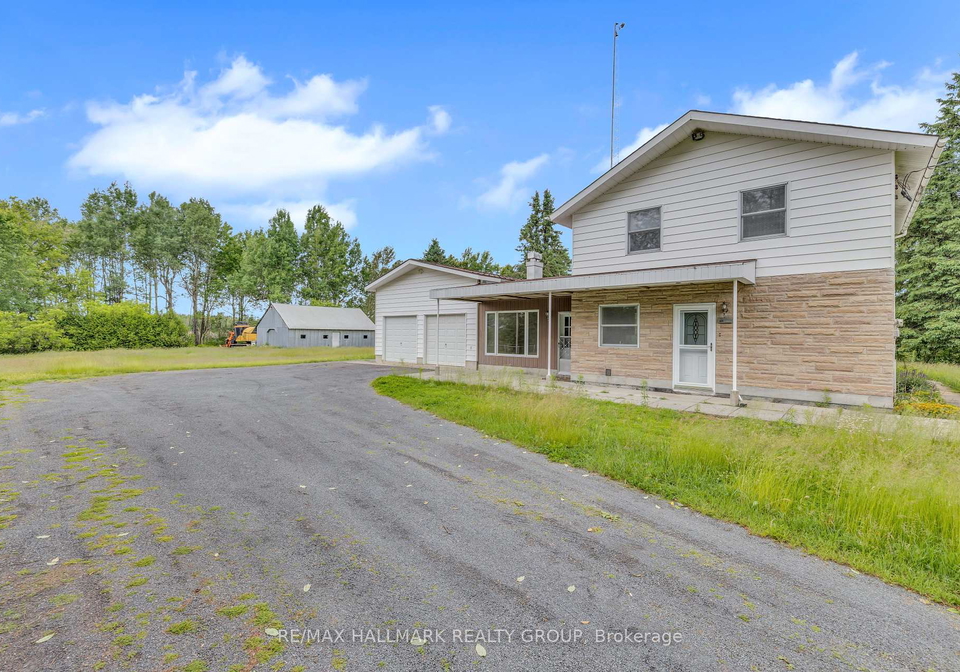 2551-russland-road-ottawa-ontario-x12351004