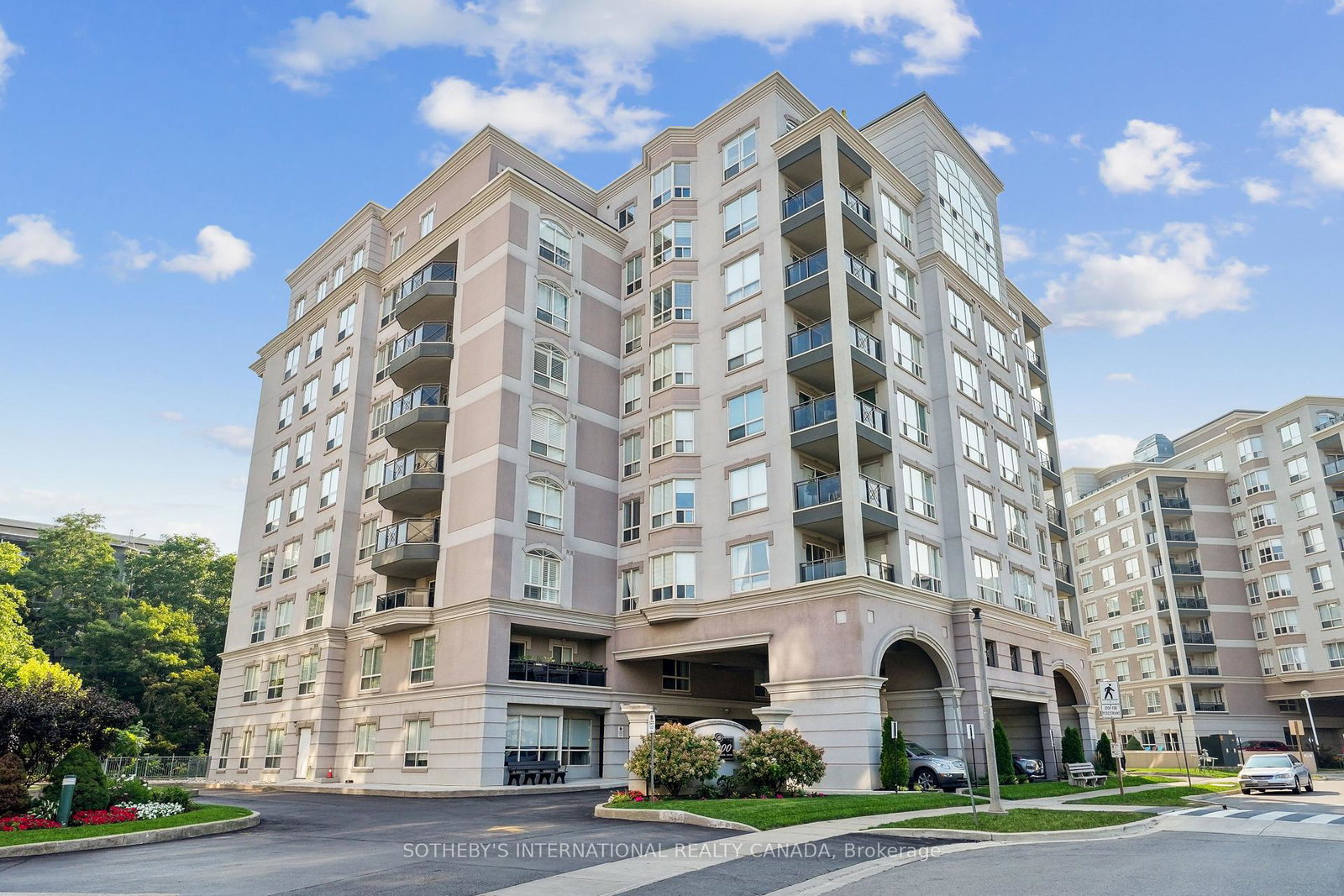 2000-creekside-drive-hamilton-ontario-x12351060