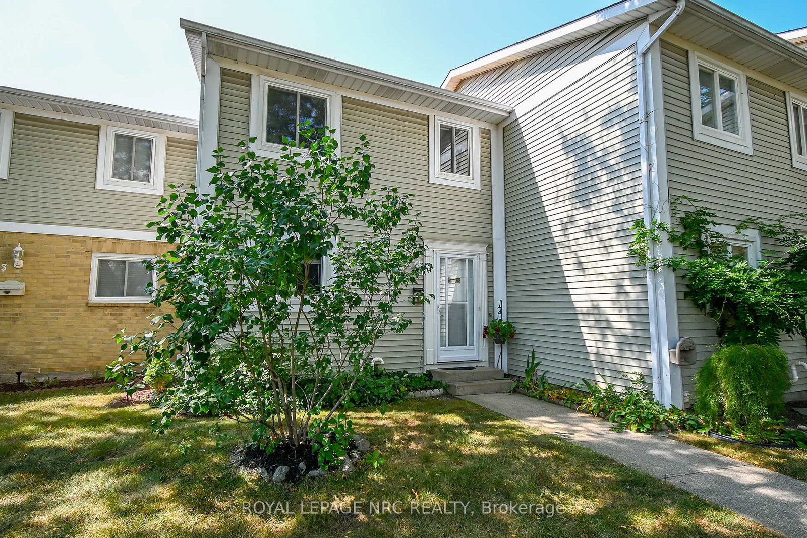 38-elma-street-st-catharines-ontario-x12351658