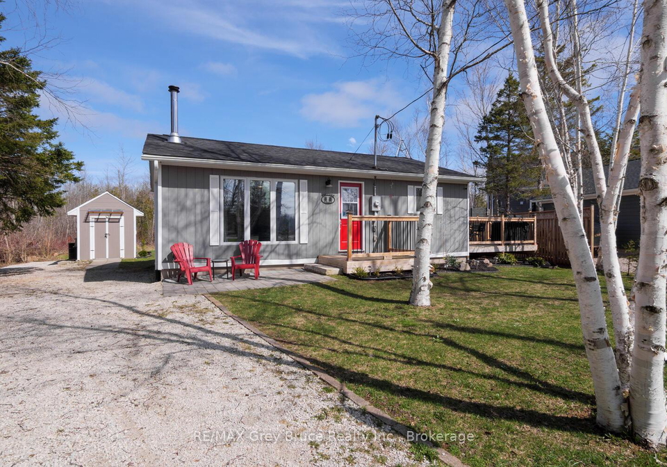 137-maple-drive-northern-bruce-peninsula-ontario-x12351853