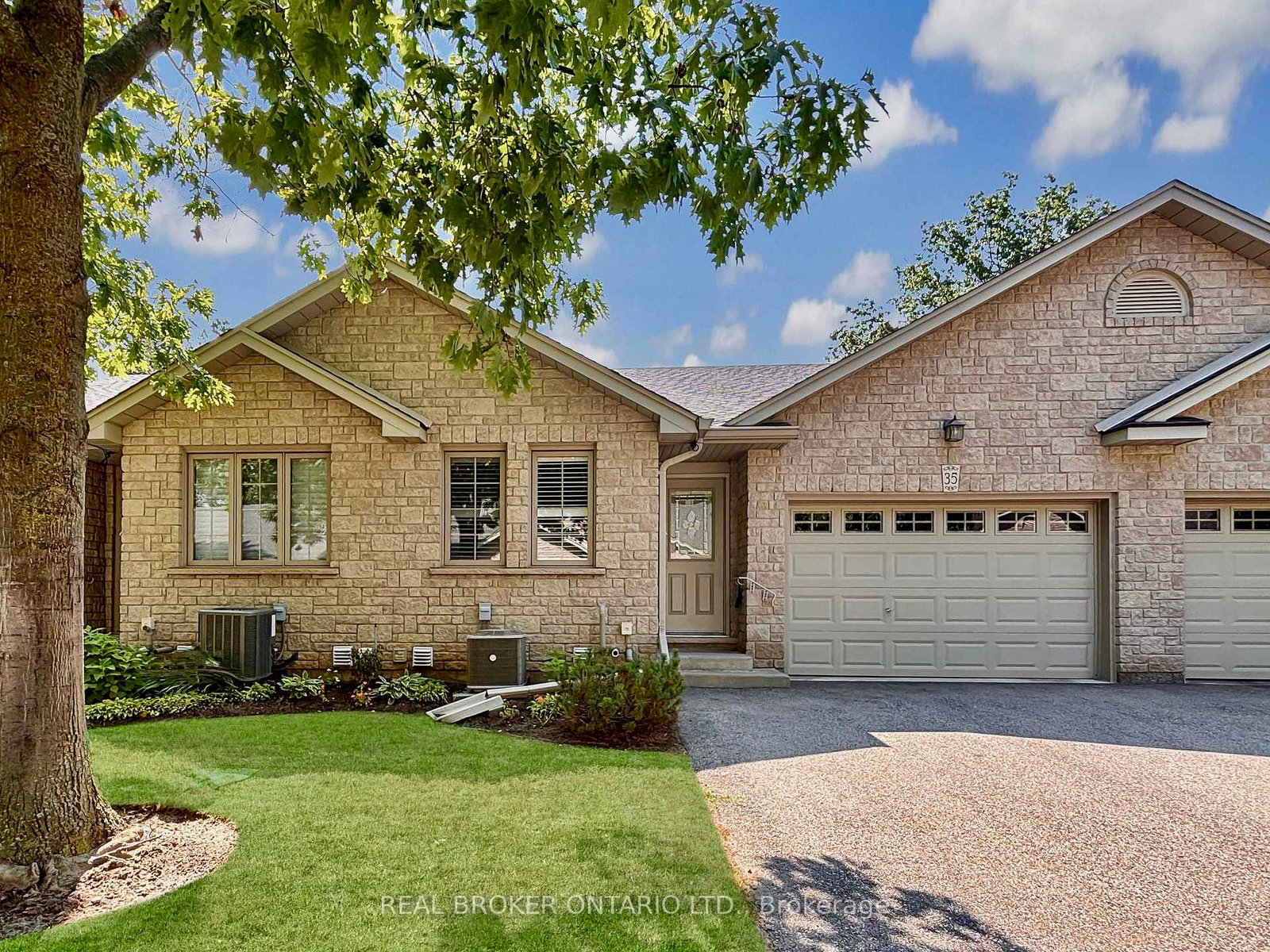 stratford-terrace-brantford-ontario-x12351902