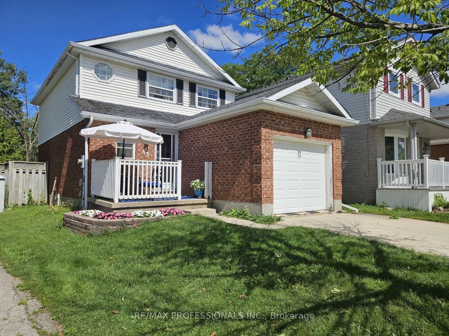 43-moss-place-guelph-ontario-x12352076
