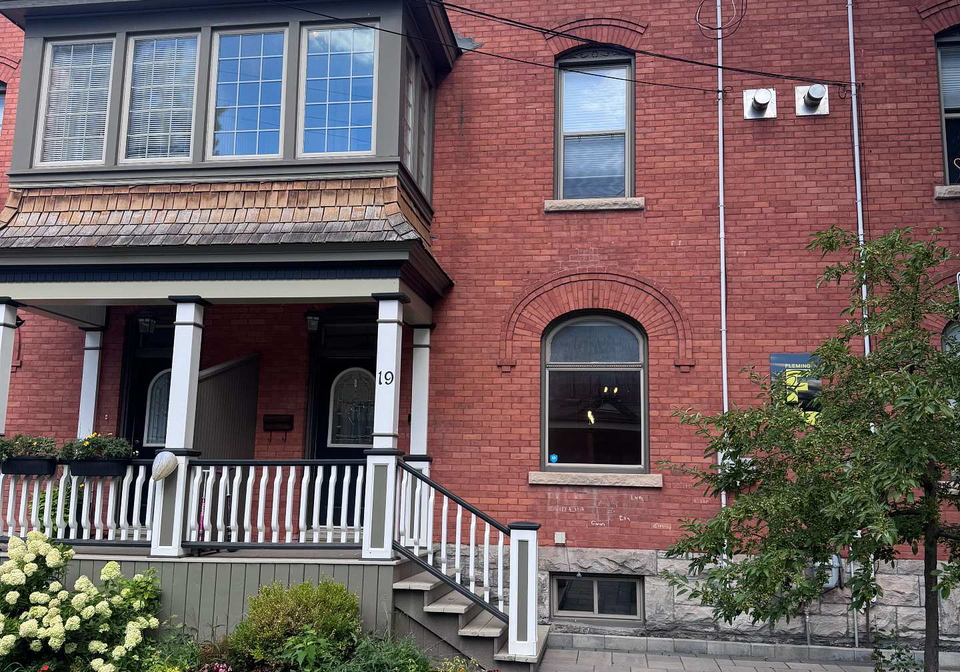 19-second-avenue-ottawa-ontario-x12352180