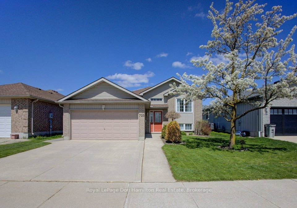 725-kincaid-street-north-perth-ontario-x12352302