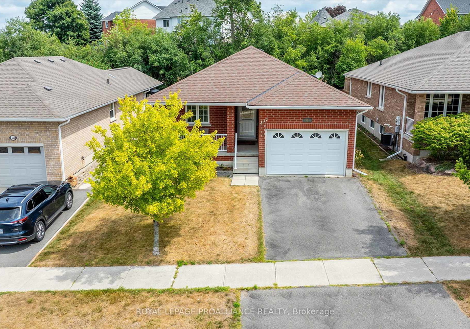 337-bianco-crescent-peterborough-west-ontario-x12352408