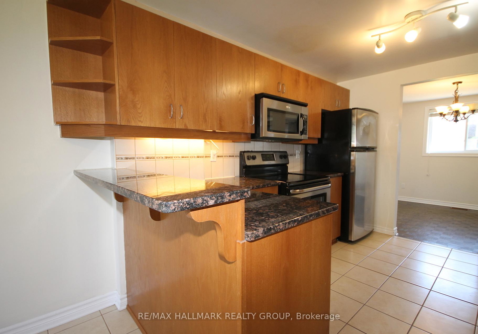 37-b-glenridge-road-ottawa-ontario-x12352703