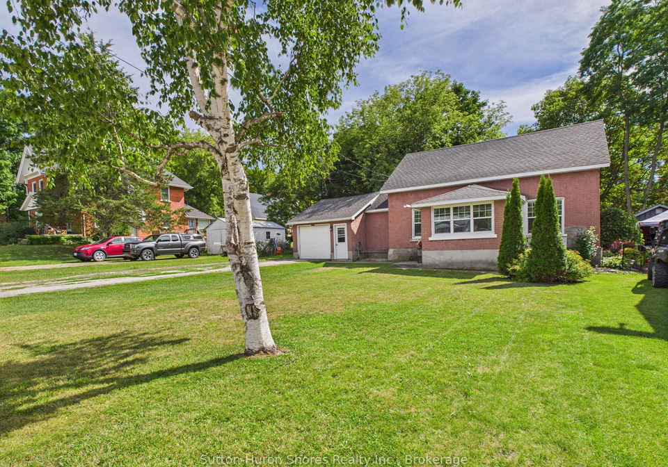24-market-street-arran-elderslie-ontario-x12352772