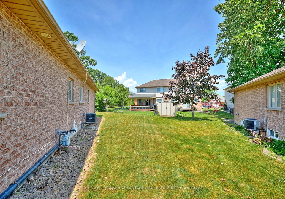 54-bridgewater-court-welland-ontario-x12353371