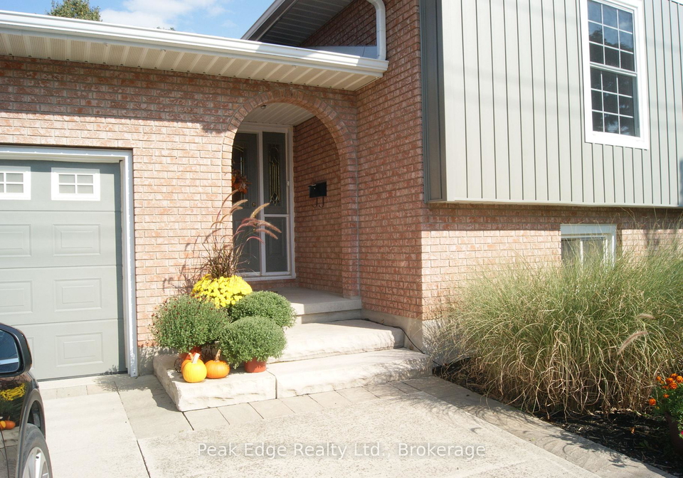 671-21st-a-avenue-hanover-ontario-x12353764