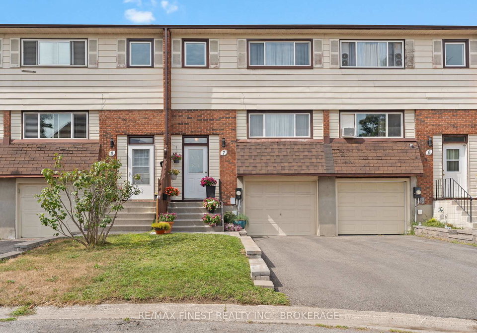 7-meadow-lane-greater-napanee-ontario-x12354252