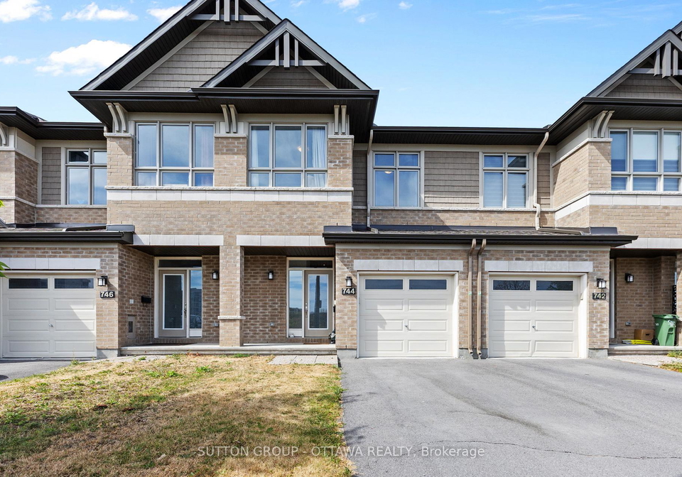 744-putney-crescent-ottawa-ontario-x12354283