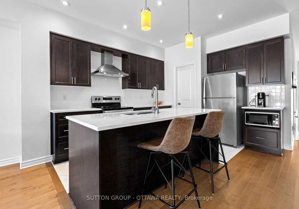 744-putney-crescent-ottawa-ontario-x12354283