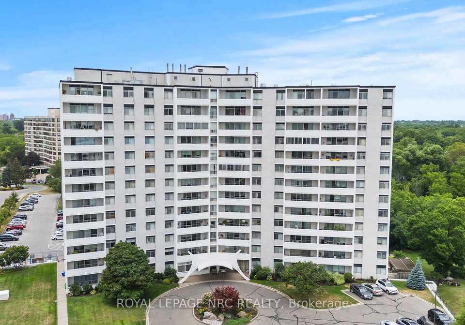 15-towering-heights-boulevard-st-catharines-ontario-x12354327