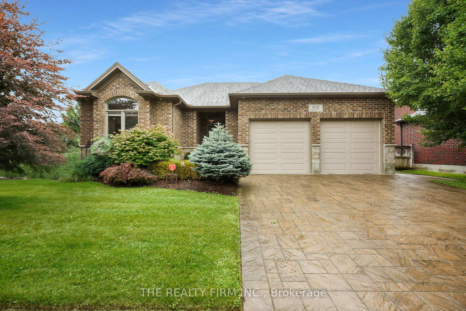 102-prince-street-middlesex-centre-ontario-x12354367
