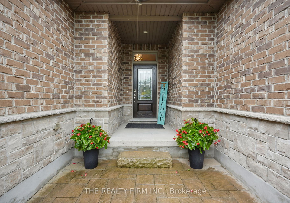 102-prince-street-middlesex-centre-ontario-x12354367