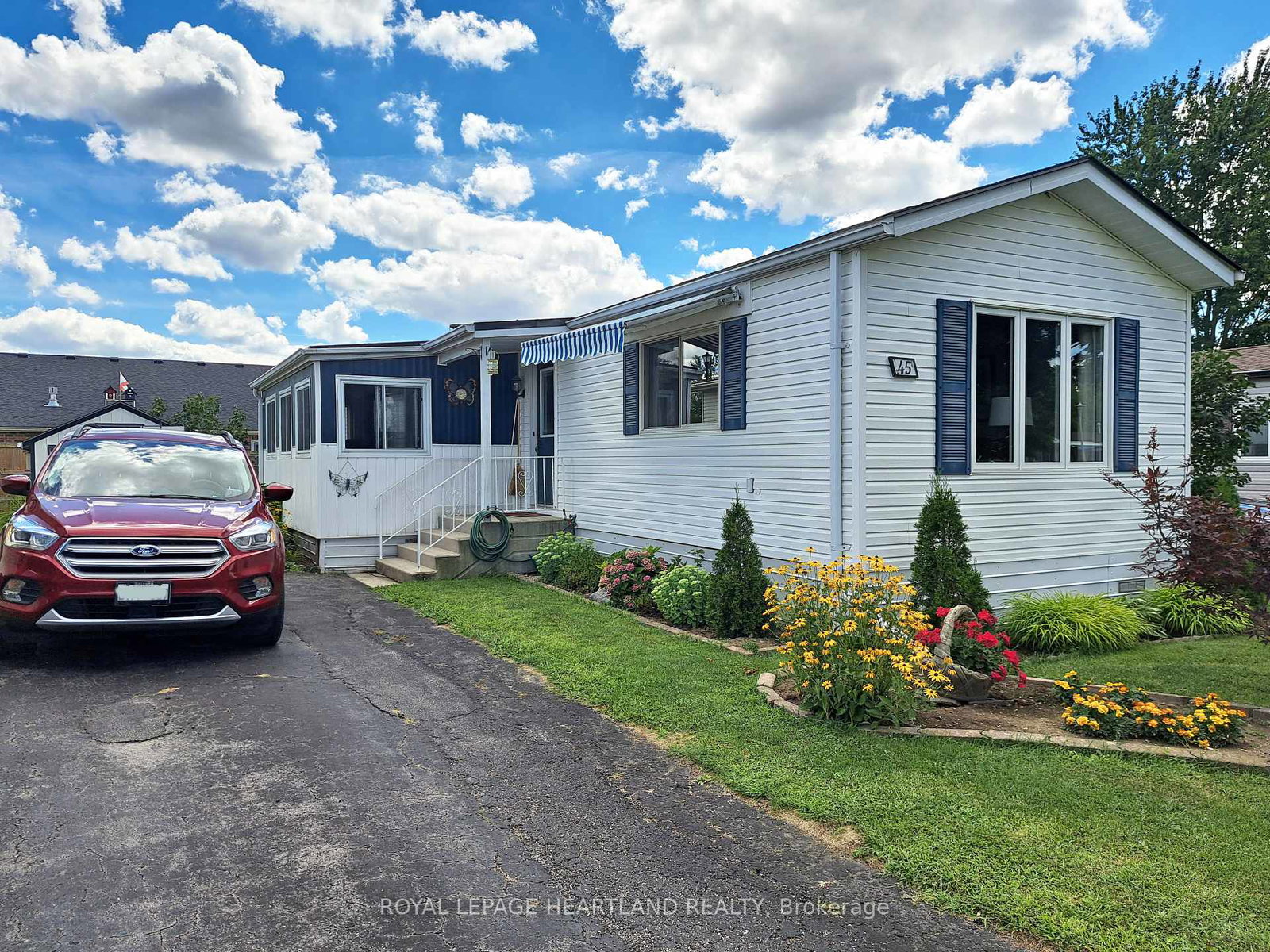 45-kalisch-avenue-south-huron-ontario-x12354368