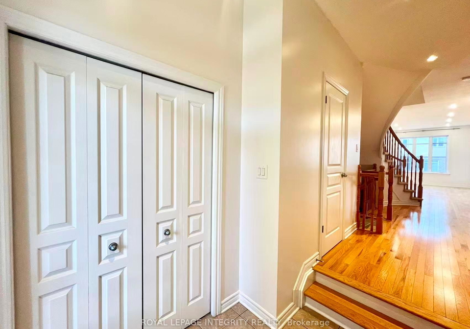 1029-ottenbrite-crescent-kanata-ontario-x12354428