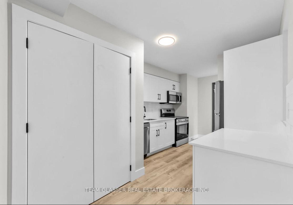 400-scenic-drive-london-south-ontario-x12354448