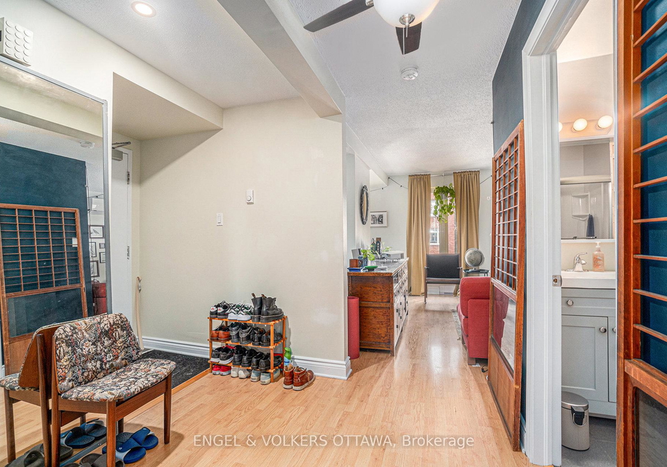 543-mcleod-street-ottawa-ontario-x12354463