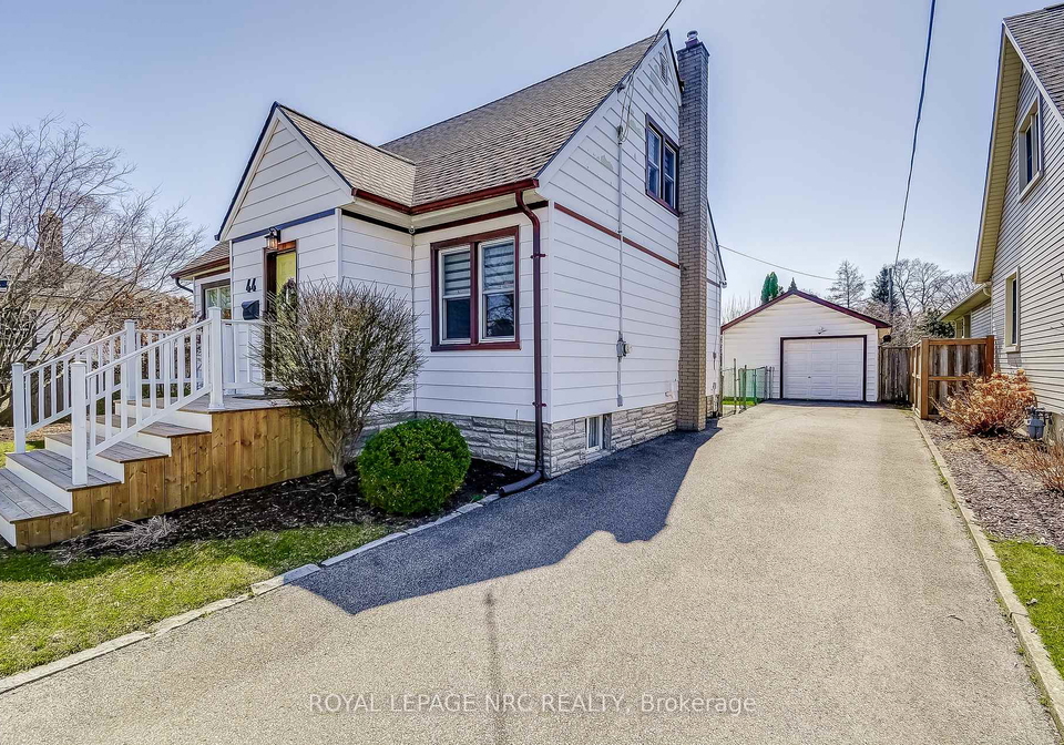 44-windsor-road-st-catharines-ontario-x12354537
