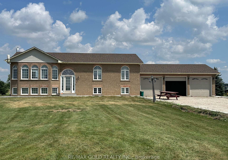 197491-2nd-line-melancthon-ontario-x12354816