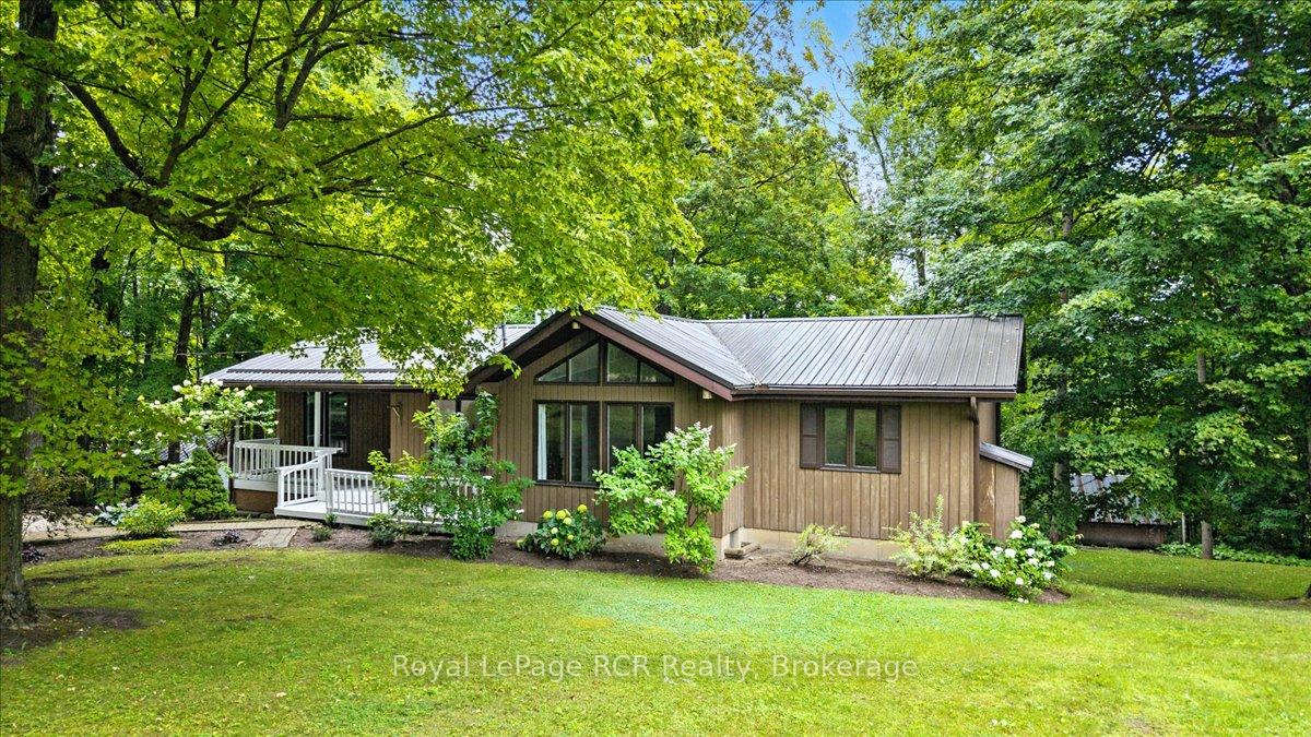 214333-baseline-road-west-grey-ontario-x12355045