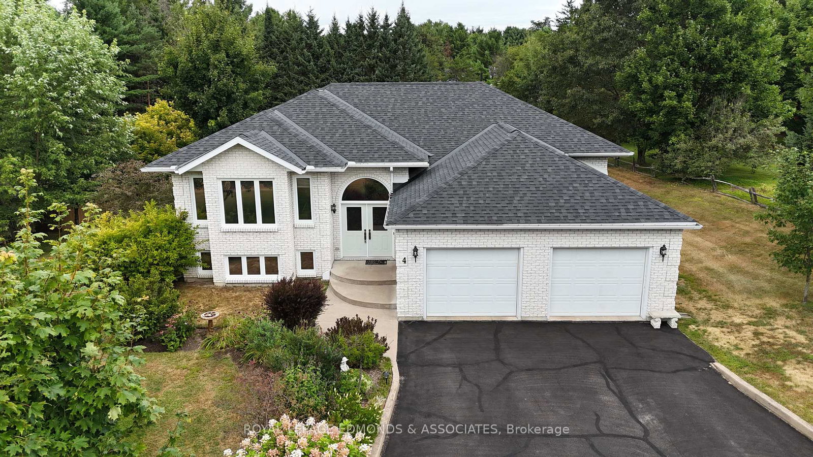 4-jamie-crescent-petawawa-ontario-x12355180