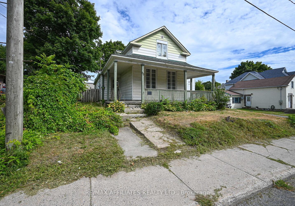 60-chambers-street-smiths-falls-ontario-x12355216