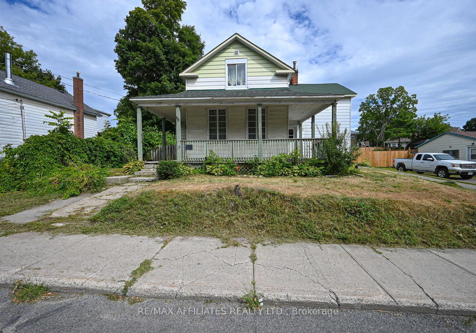 60-chambers-street-smiths-falls-ontario-x12355216