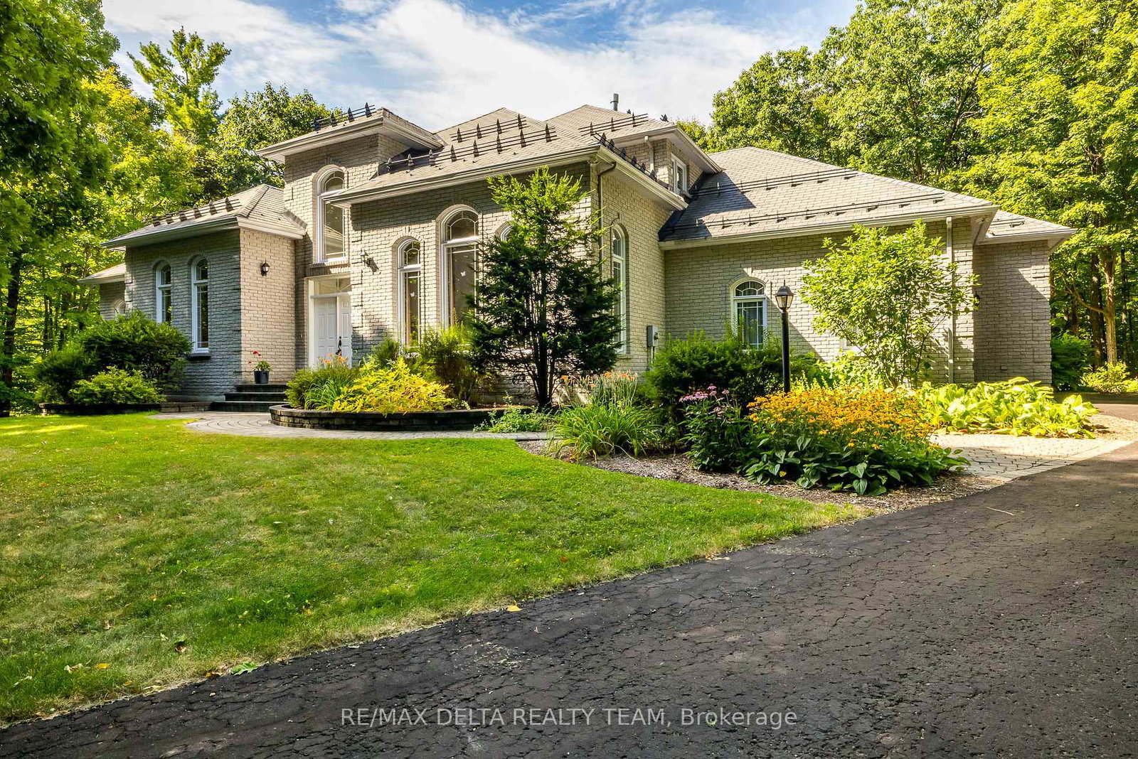 1340-georges-vanier-drive-ottawa-ontario-x12355410