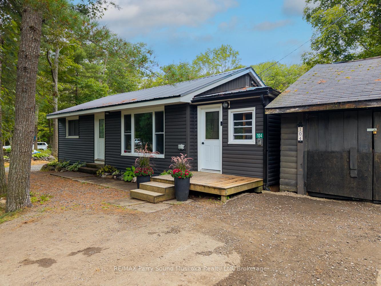 104-parry-sound-drive-mcdougall-ontario-x12355831
