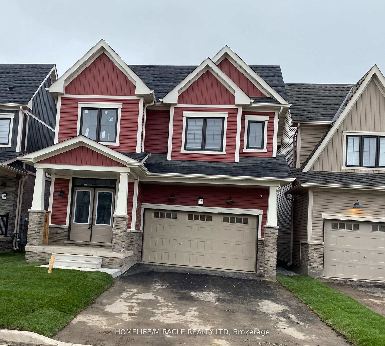85-stern-drive-welland-ontario-x12356031