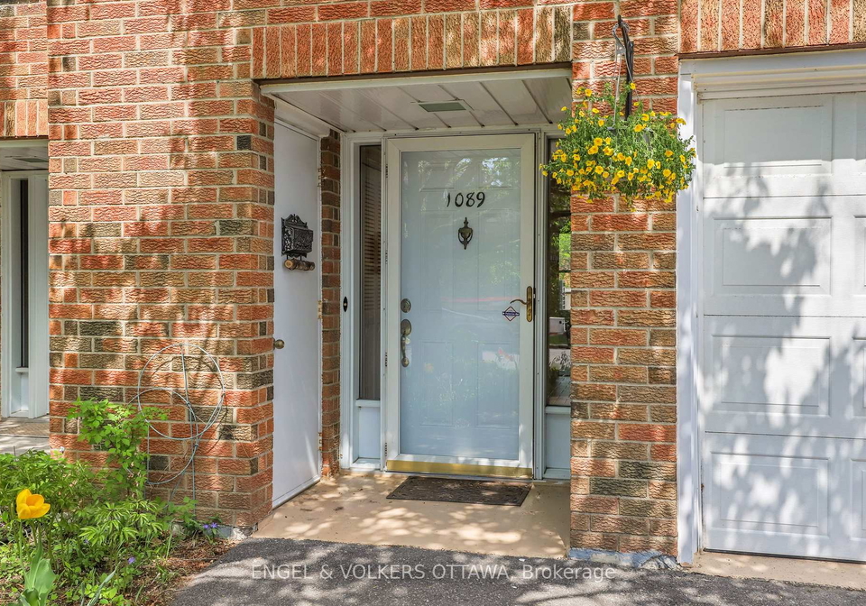 1089-borden-side-road-ottawa-ontario-x12356041