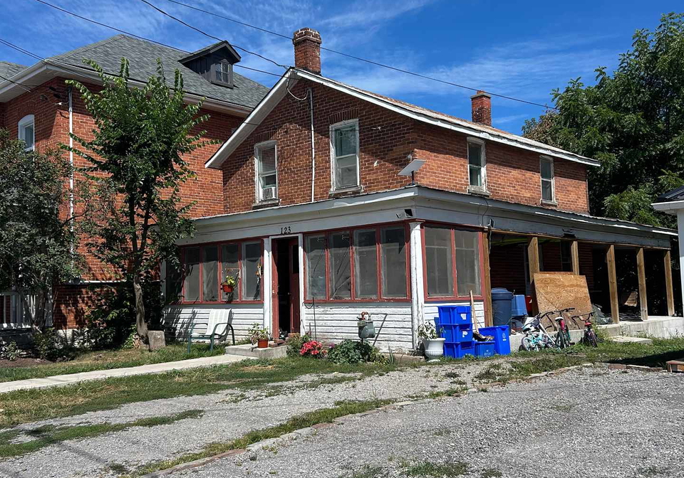 123-durham-street-s-centre-hastings-ontario-x12356065