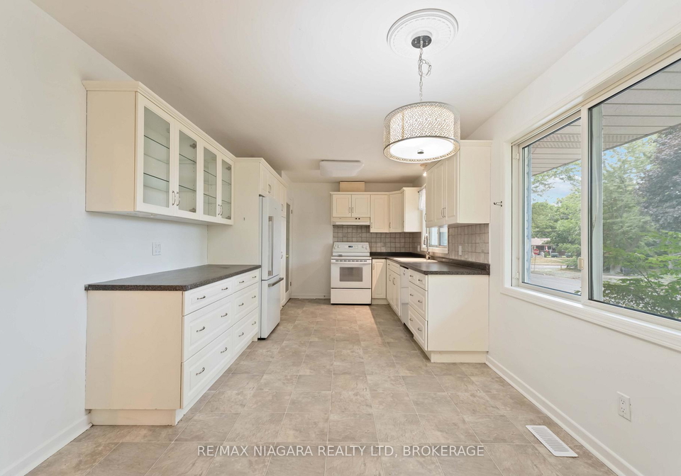 4301-pettit-avenue-niagara-falls-ontario-x12356102