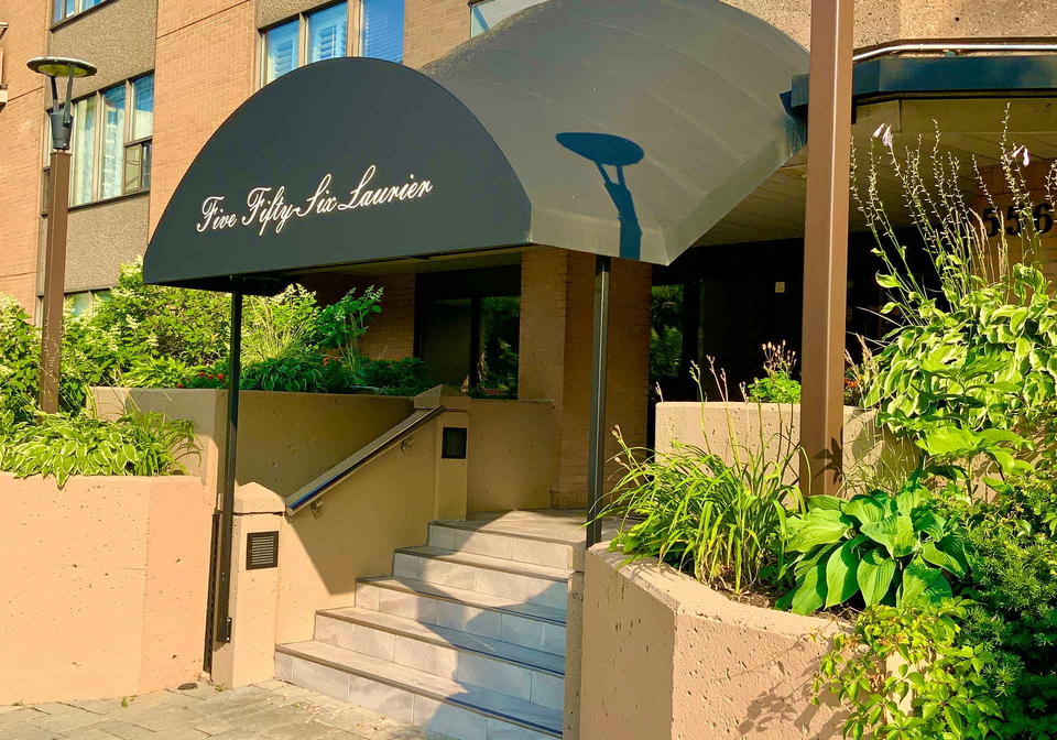 556-laurier-avenue-w-ottawa-ontario-x12356404