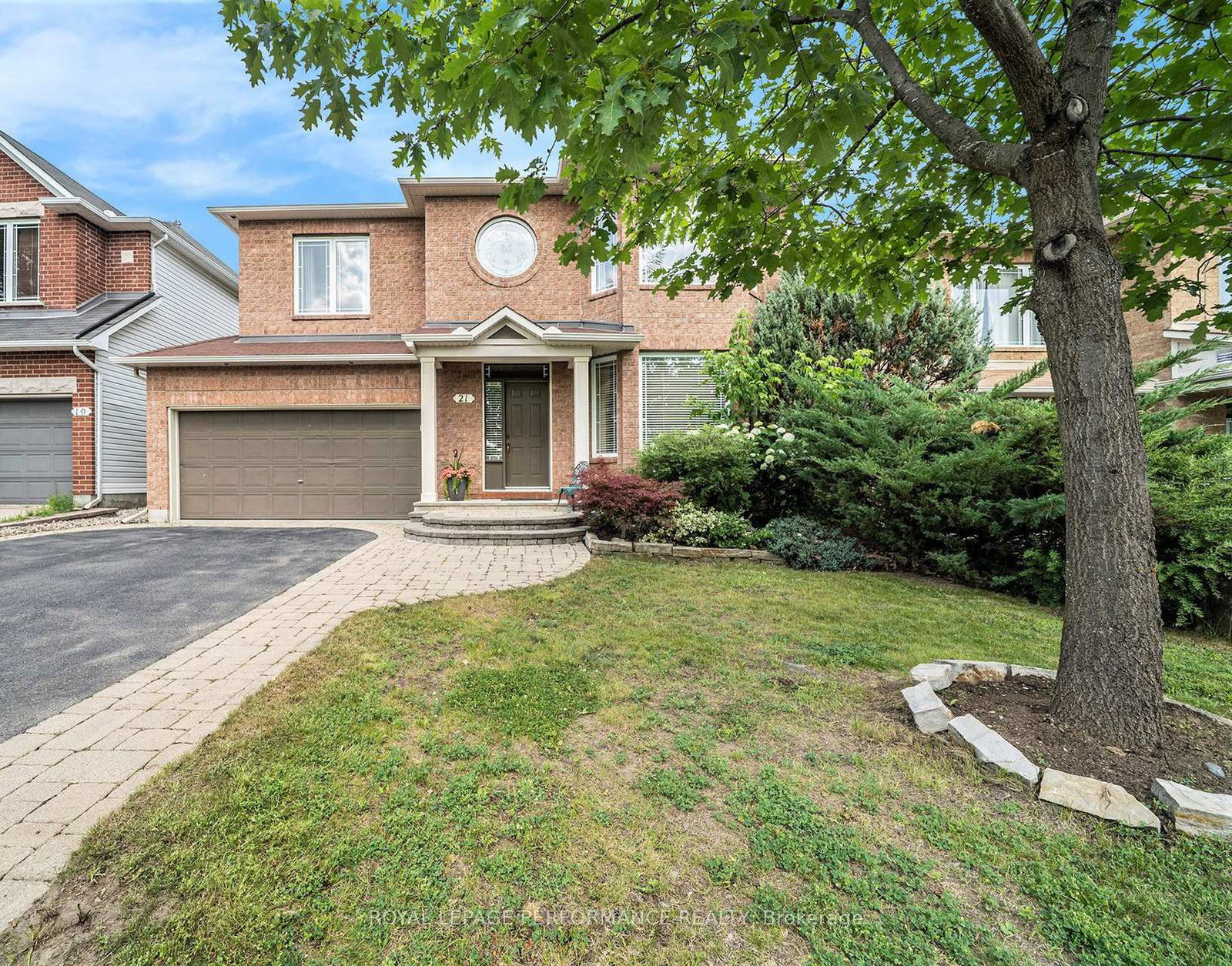 21-berry-glen-street-ottawa-ontario-x12356587